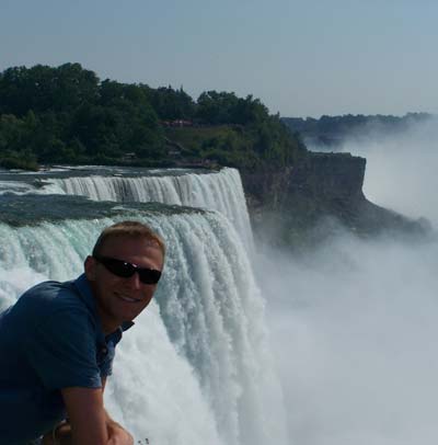 Niagara_Falls_2_400.jpg